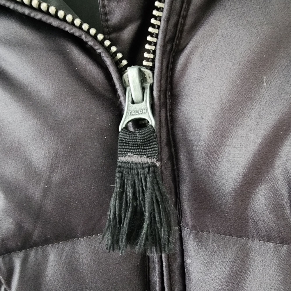 Eddie Bauer Quilted Puffer Vest with Faux Fur Hood | Black | Size XL - Picture 2 of 12